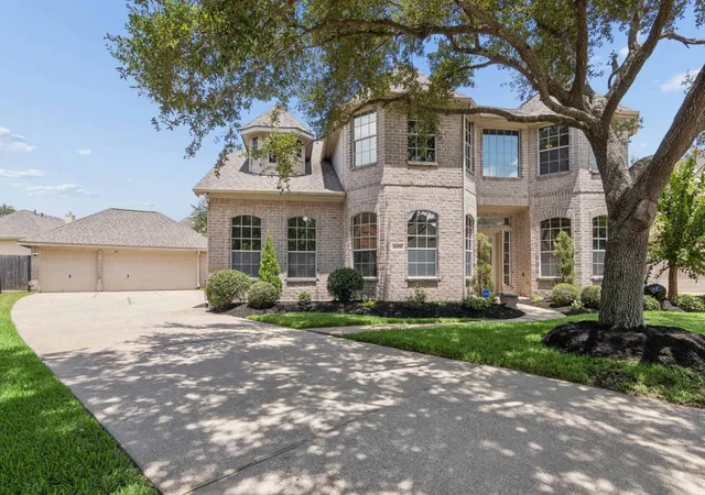 1st image of 4306 Green Tree Ct, Pasadena, TX 77505 | MLS# 36517884