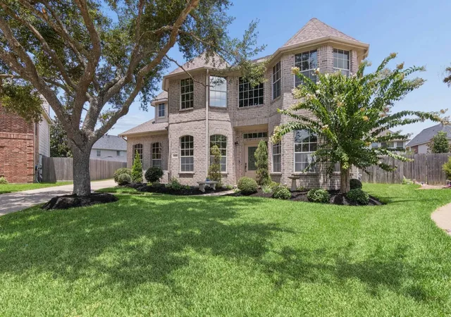 2nd image of 4306 Green Tree Ct, Pasadena, TX 77505 | MLS# 36517884