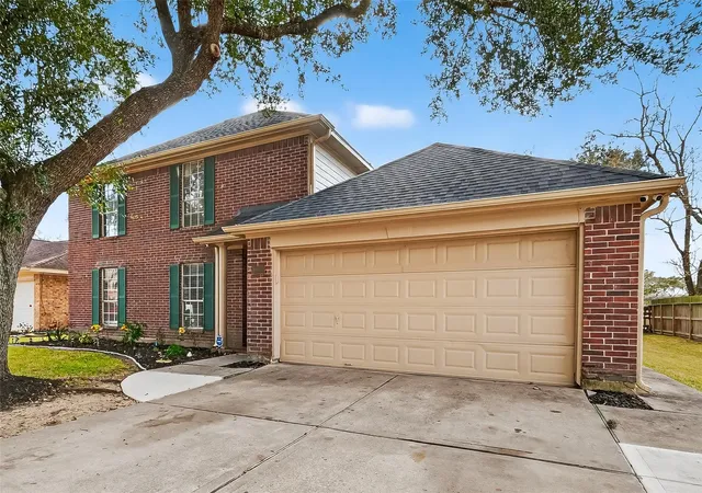 Homes for sale in Pearland, TX | 1040 Glenview Dr, Pearland, TX 77581 | MLS# 47501051