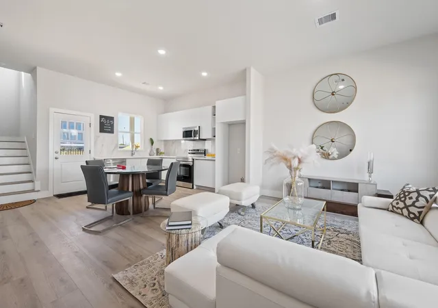 Photo 3 of Single family home for sale at 6702 Metro Blvd #7, Houston, TX 77083 | MLS# 17026861 | Listing updated on 2026-06-05