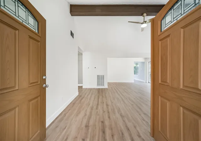 Photo 4 of Sale Pending at 1710 Linfield Way, Houston, TX 77058 | MLS# 21256171 | Listing updated on 2026-08-31