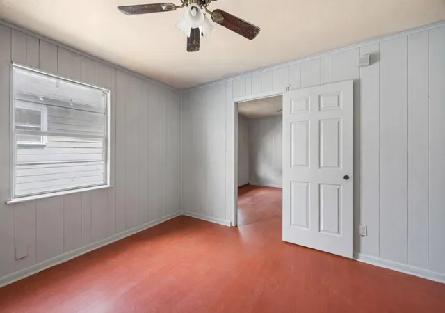 5th image of 4020 Sayers St, Houston, TX 77026 | MLS# 31555702