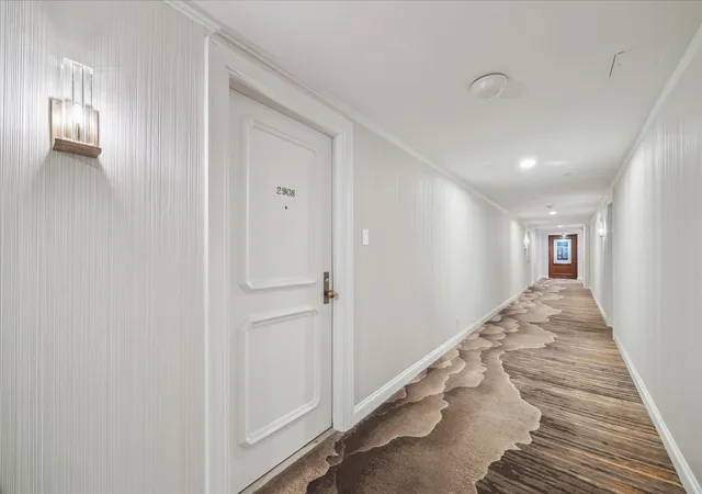 2nd image of 1111 Caroline St #2908, Houston, TX 77010 | MLS# 48143108