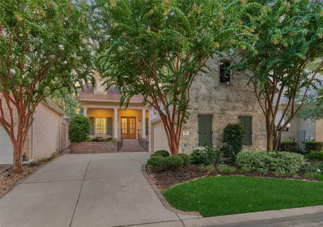 Photo 1 of Single family home for sale at 102 Winthrop Harbor S, Montgomery, TX 77356 | MLS# 37168515 | Listing updated on 2026-09-20