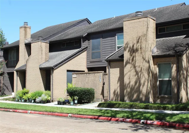 Townhouse for sale at 16508 Space Ctr Blvd, Houston, TX 77058 | MLS# 26977100 | Listing updated on 2026-05-19