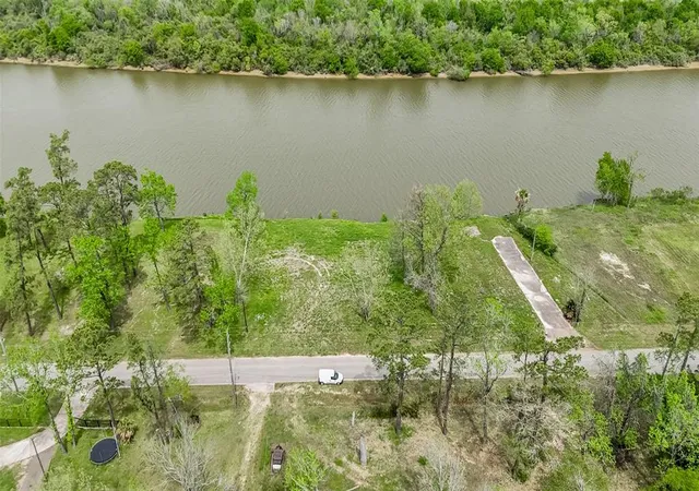 Photo 3 of Land for sale at 19315 Rio Villa Dr, Houston, TX 77049 | MLS# 23144718 | Listing updated on 2026-03-19