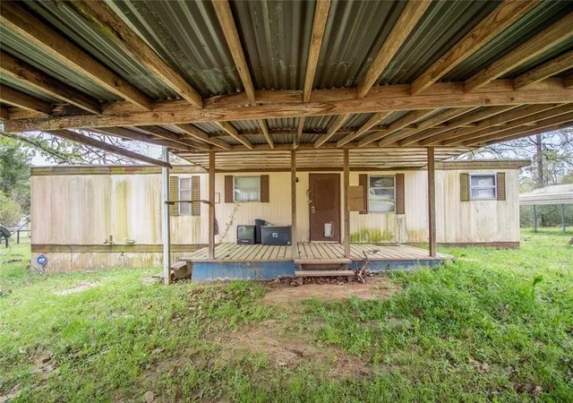 Photo 3 of Single family home for sale at 167 W Enchantment Dr, Trinity, TX 75862 | MLS# 70620169 | Listing updated on 2026-08-29