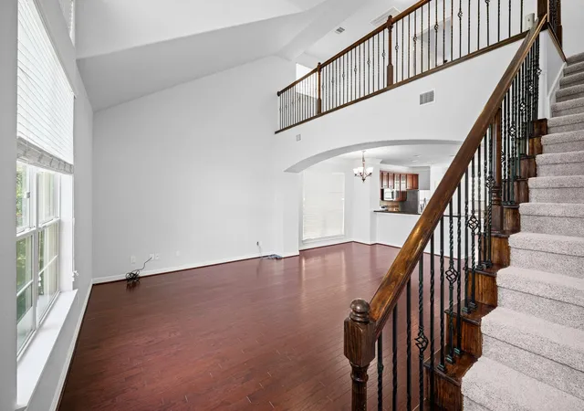 4th image of 10722 Clearwater Villa, Houston, TX 77025 | MLS# 42188361