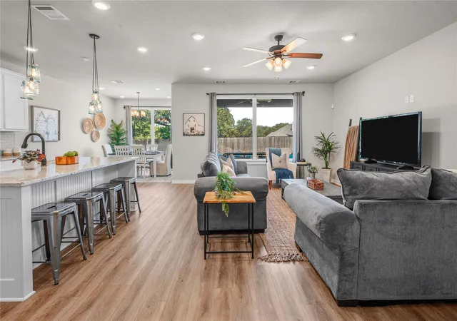 Photo 3 of Single family home for sale at 4117 Vintage Ests Ct, Bryan, TX 77808 | MLS# 8780452 | Listing updated on 2026-09-27