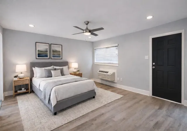 4th image of 1421 Marshall St, Houston, TX 77006 | MLS# 11657272