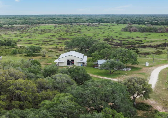 Homes for sale in Hallettsville, TX | 0 County Road 19, Hallettsville, TX 77964 | MLS# 71477805