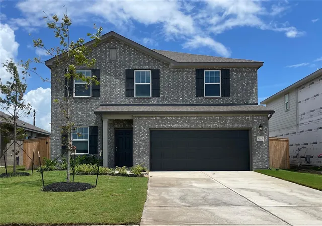 Photo 1 of Single family home for sale at 3223 Diamond View Ln, Angleton, TX 77515 | MLS# 27241016 | Listing updated on 2026-09-17