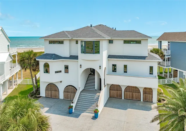 Photo 1 of Mansion for sale at 19219 Shores Dr, Galveston, TX 77554 | MLS# 47334245 | Listing updated on 2026-08-31
