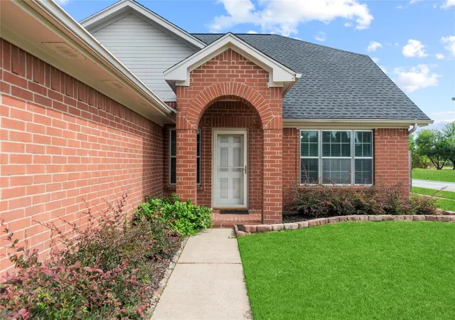 Photo 3 of Single family home for sale at 18502 Bridoon Dr, Cypress, TX 77433 | MLS# 83636037 | Listing updated on 2026-09-03