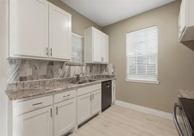 Photo 3 of Single family home for sale at 1306 S Austin, Brenham, TX 77833 | MLS# 16372252 | Listing updated on 2026-09-16