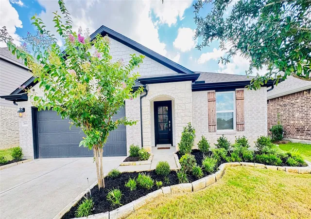 Photo 2 of Single family home for sale at 7606 Borasco Ln, Baytown, TX 77523 | MLS# 88766204 | Listing updated on 2026-08-22