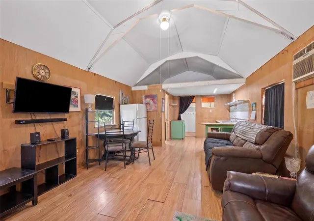 Homes for sale in Rusk, TX | 831 County Road 1207, Rusk, TX 75785 | MLS# 18042599