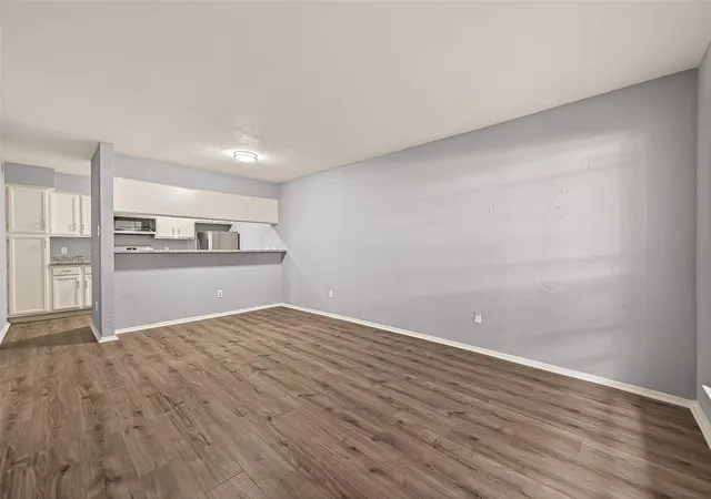 4th image of 7313 Gulf Fwy, Houston, TX 77017