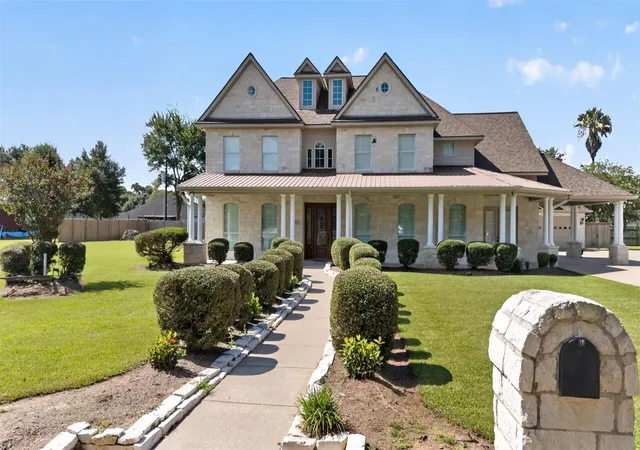2nd image of 535 Evans St, Winnie, TX 77665 | MLS# 5410286