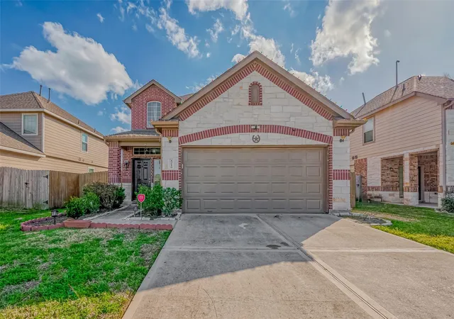 Photo 2 of Sale Pending at 17115 Cory Cornell Ln, Richmond, TX 77407 | MLS# 74416226 | Listing updated on 2026-09-11