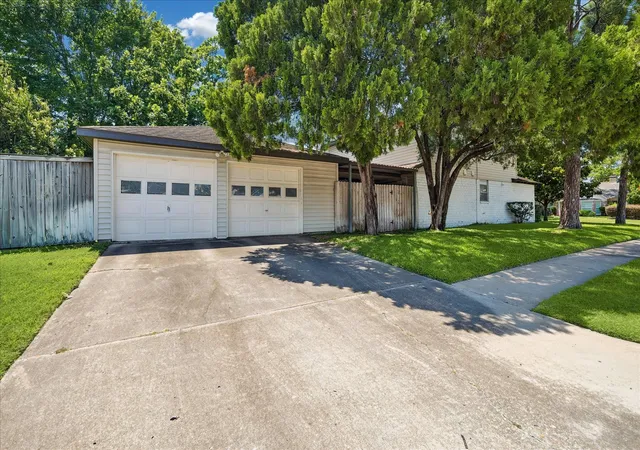31st image of 12503 Mooredale Ln, Houston, TX 77024 | MLS# 59819268