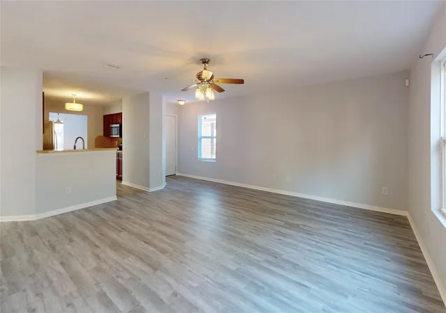 5th image of 9877 Lace Flower Wy, Conroe, TX 77385 | MLS# 40435609