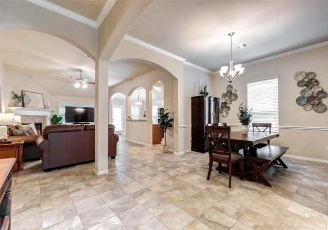 4th image of 546 Green Meadows Dr, West Columbia, TX 77486 | MLS# 71343779