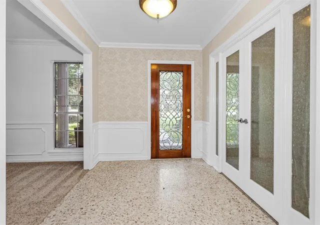 Photo 4 of Single family home for sale at 520 Beauregard Dr, Conroe, TX 77302 | MLS# 65053798 | Listing updated on 2026-09-17