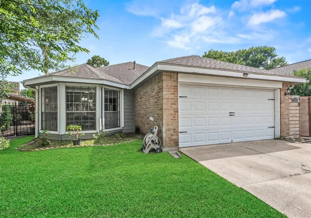 Photo 1 of Single family home for sale at 13527 Blue Marlin Ln, Houston, TX 77083 | MLS# 60295991 | Listing updated on 2026-09-08