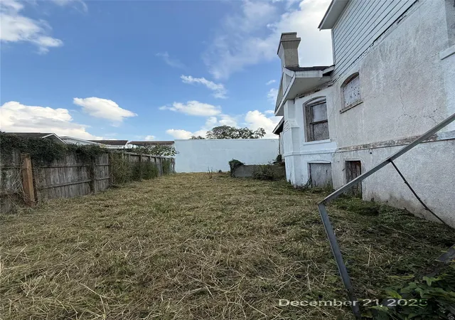 4th image of 3805 Wilmer St, Houston, TX 77003 | MLS# 12595224