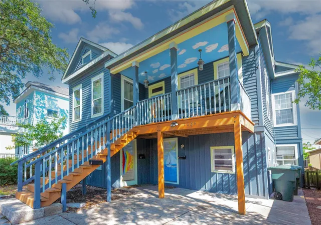 Listing Photo 4 - Condo for sale in building located at 1224th Ave L, Galveston, TX 77550