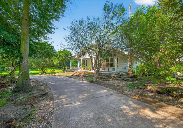 Photo 3 of Sale Pending at 38011 Spur 149 Rd, Magnolia, TX 77354 | MLS# 9084819 | Listing updated on 2026-08-28
