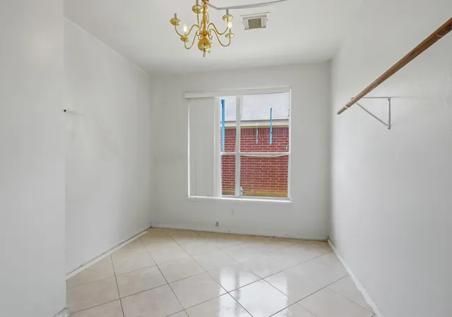 Photo 3 of Single family home for sale at 1327 Bartlett Cvs Dr, Houston, TX 77067 | MLS# 39904946 | Listing updated on 2026-08-01