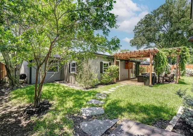 18th image of 3006 Helberg Rd, Houston, TX 77092 | MLS# 67882346
