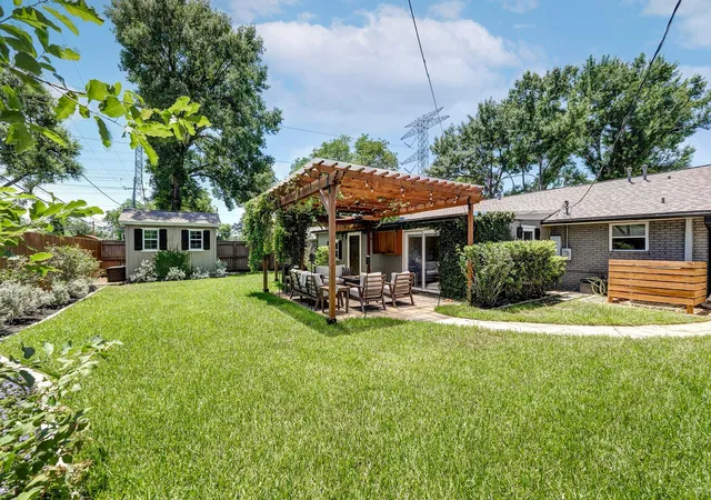 1st image of 3006 Helberg Rd, Houston, TX 77092 | MLS# 67882346
