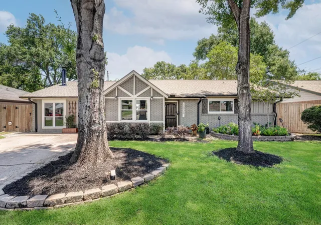 3rd image of 3006 Helberg Rd, Houston, TX 77092 | MLS# 67882346