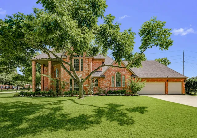 Photo 1 of Sale Pending at 5023 Waterbeck St, Fulshear, TX 77441 | MLS# 11532169 | Listing updated on 2026-08-31
