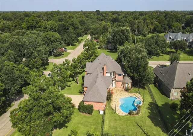 Photo 3 of Sale Pending at 5023 Waterbeck St, Fulshear, TX 77441 | MLS# 11532169 | Listing updated on 2026-08-31