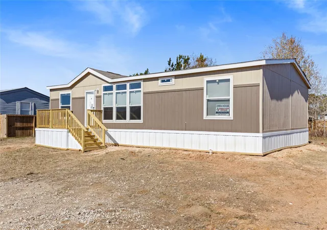 1st image of 548 Ashlawn Dr, Conroe, TX 77303 | MLS# 83368643