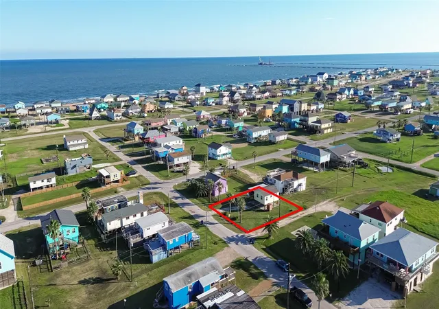 3rd image of 411 Olive St, Freeport, TX 77541 | MLS# 87437479