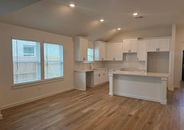 2nd image of 3134 Emerald Hill Dr, Angleton, TX 77515 | MLS# 35574415