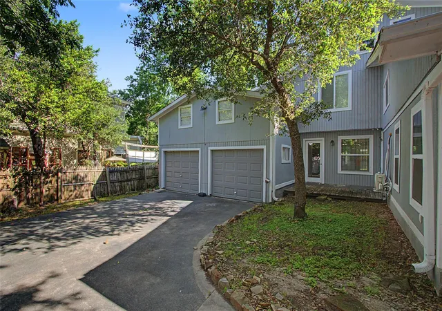 3rd image of 241 S Masonic St, Bellville, TX 77418 | MLS# 57502226