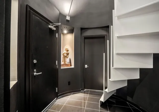 5th image of 102 Quitman St, Houston, TX 77009