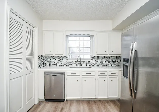 Photo 4 of Single family home for sale at 7815 Hummingbird St, Houston, TX 77071 | MLS# 81737273 | Listing updated on 2026-07-09