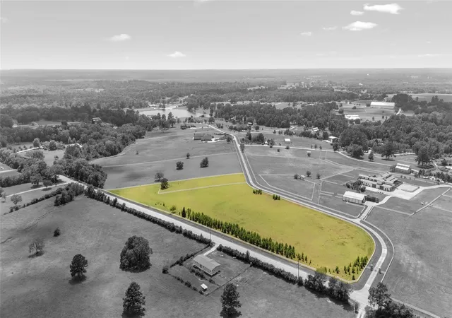 Photo 2 of Land for sale at 1702 Spring Branch Rd, Montgomery, TX 77316 | MLS# 30212555 | Listing updated on 2026-08-27
