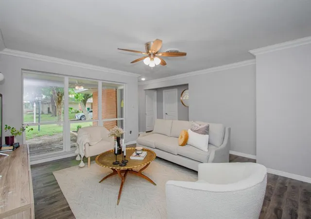 Photo 4 of Single family home for sale at 2002 Nottingham St, Pasadena, TX 77502 | MLS# 76230378 | Listing updated on 2026-06-30