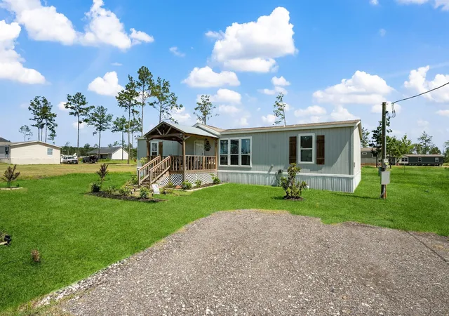 Photo 1 of Single family home for sale at 18361 Valletta Dr, Conroe, TX 77306 | MLS# 46977539 | Listing updated on 2026-08-26