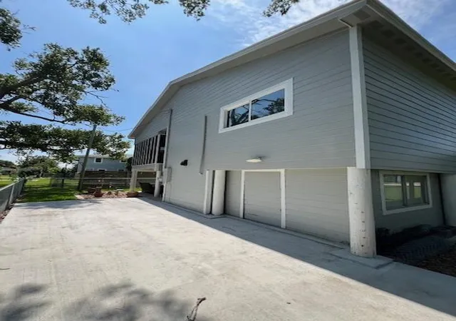 3rd image of 182 County Road 257, Matagorda, TX 77457 | MLS# 49365365