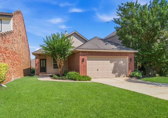 2nd image of 136 April Cvs, Montgomery, TX 77356 | MLS# 98145999