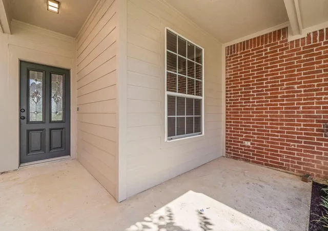 3rd image of 136 April Cvs, Montgomery, TX 77356 | MLS# 98145999